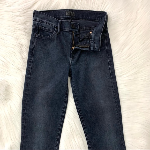 MOTHER Rascal Ankle Snippet Cropped Jeans in BLACKBIRD SIZE 24 - Picture 11 of 15